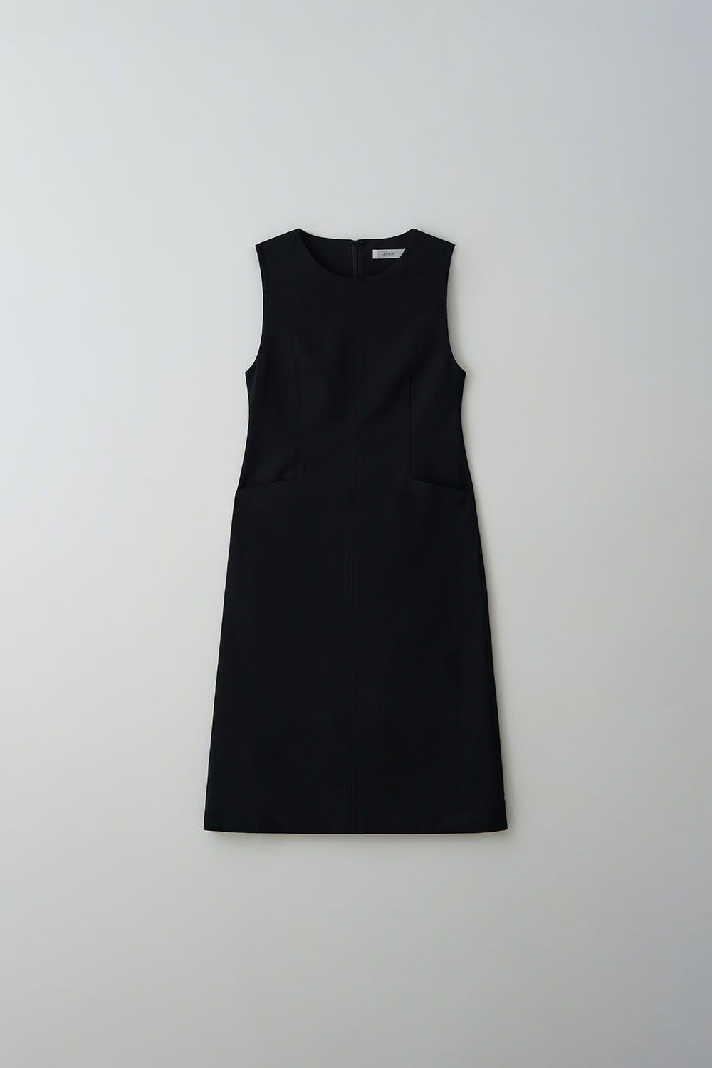 Noel Round Neck ONE-PIECE